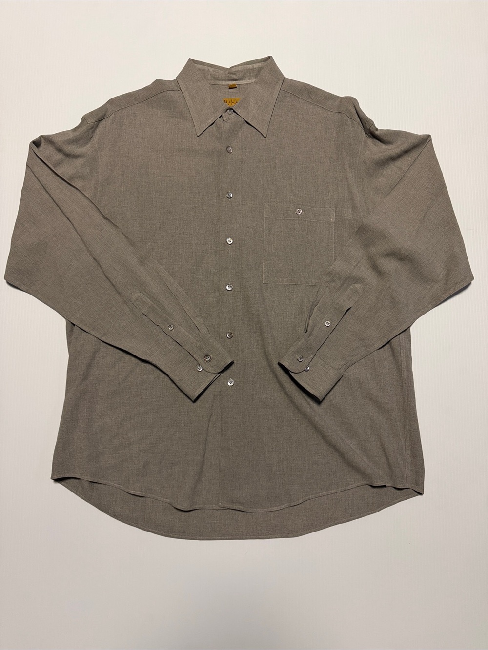 Gillio Men's Long-Sleeve Button-Up Shirt in Taupe